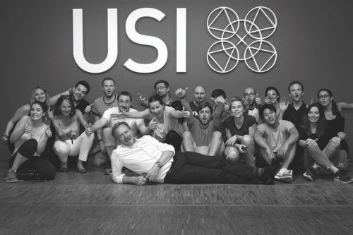 Photo de groupe de l'équipe organisatrice de la conférence USI