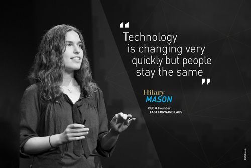 Photo d'Hilary Mason a l'USI 2015 avec citation