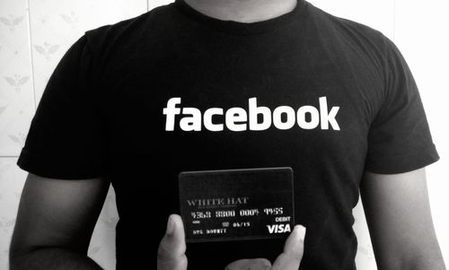 Exemple de hacker participant au Bug Bounty Program mis en place par Facebook